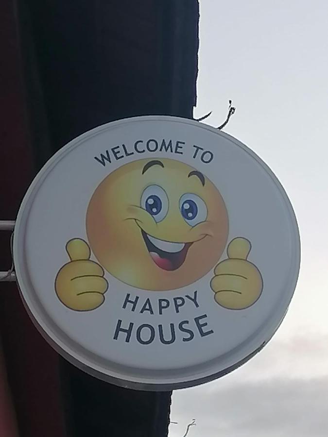 Happy House Leilighet Hunedoara Eksteriør bilde